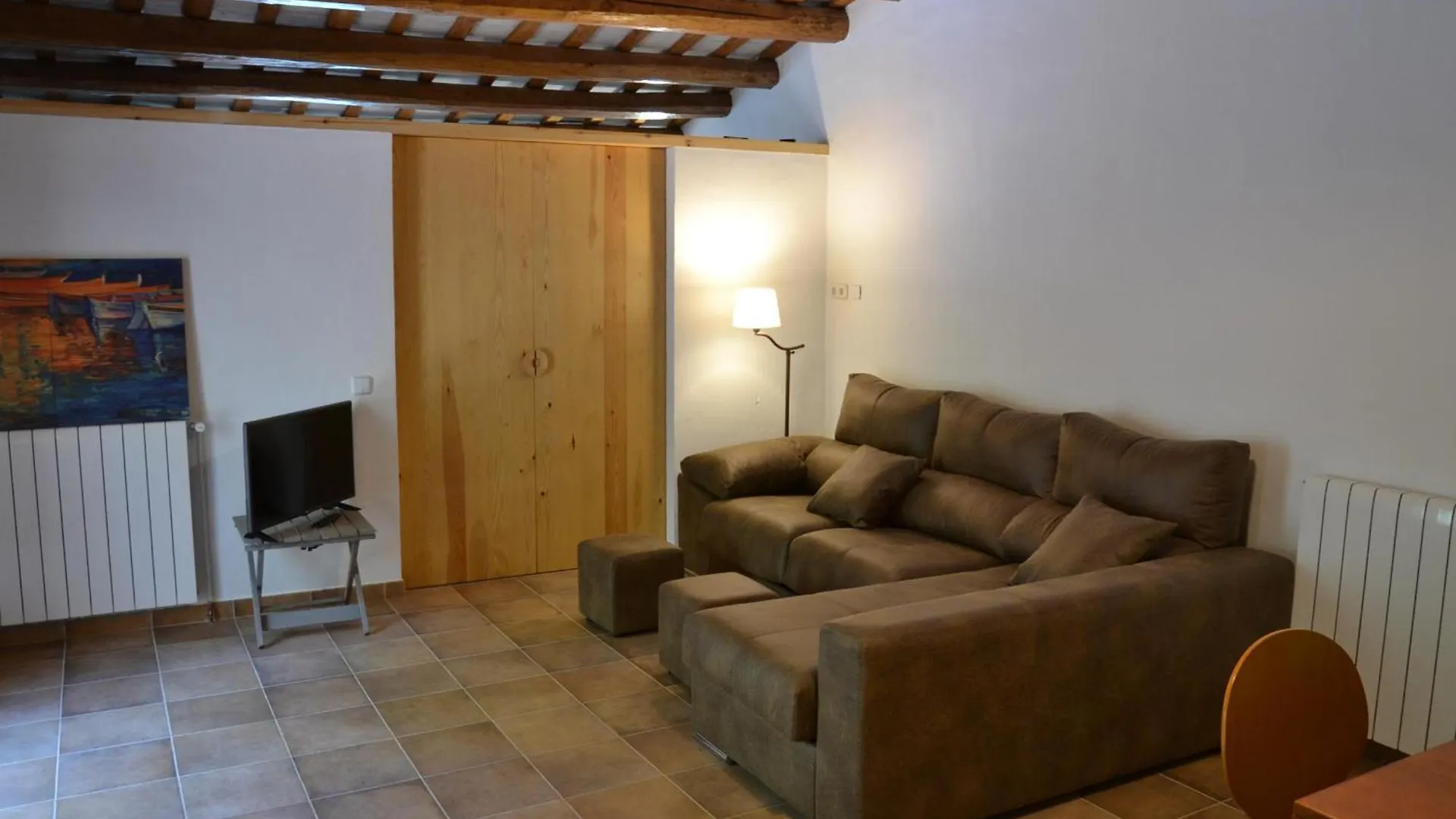 Apartamento Tranquilo En Masia Cerca De La Playa En L'Estartit - Es-323-53 Spain