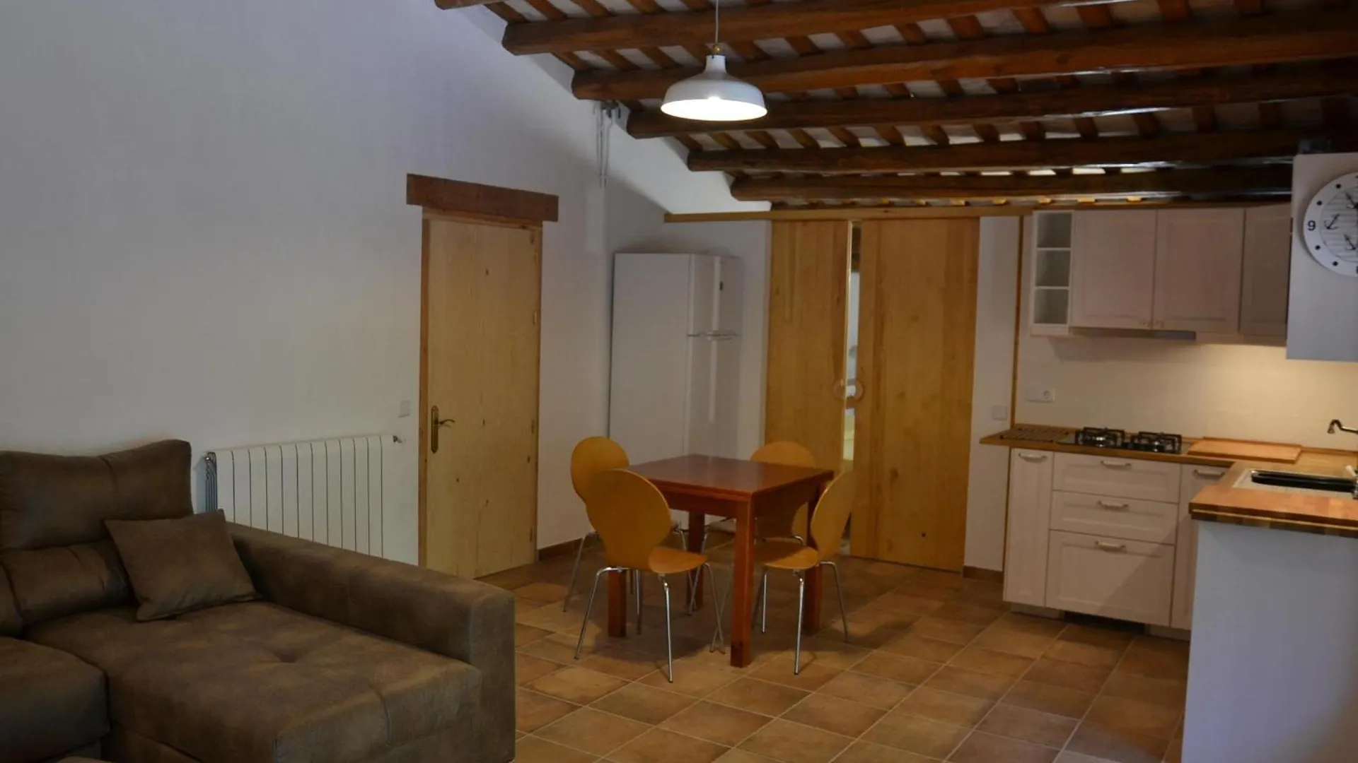 Apartamento Tranquilo En Masia Cerca De La Playa En L'Estartit - Es-323-53